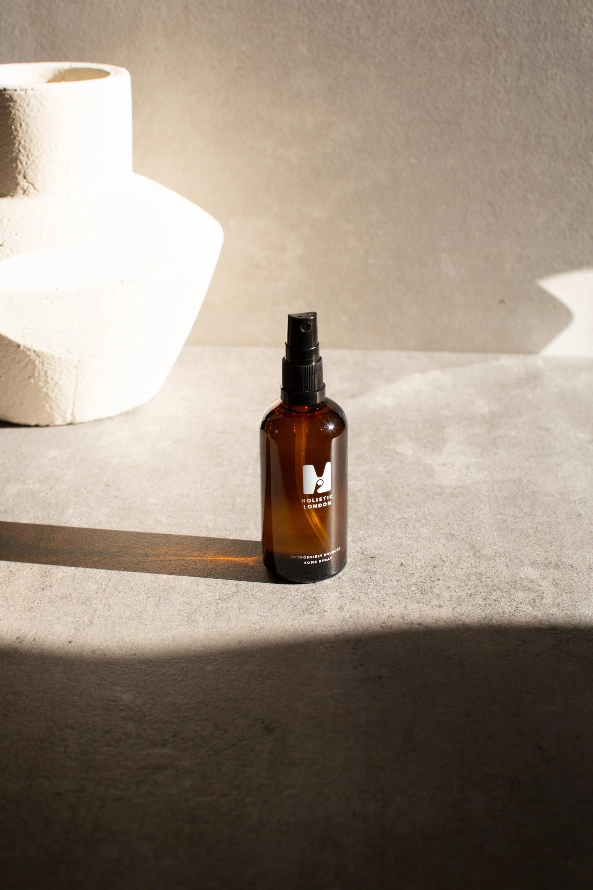 Vegan & cruelty-free room spray with 100% essential oils blend from responsibly sourced ingredients to help relax, soothe senses, remove toxins and impurities to de-stress the mind with and calm nerves to treat anxiety and insomnia. Neroli and chamomile scent.   