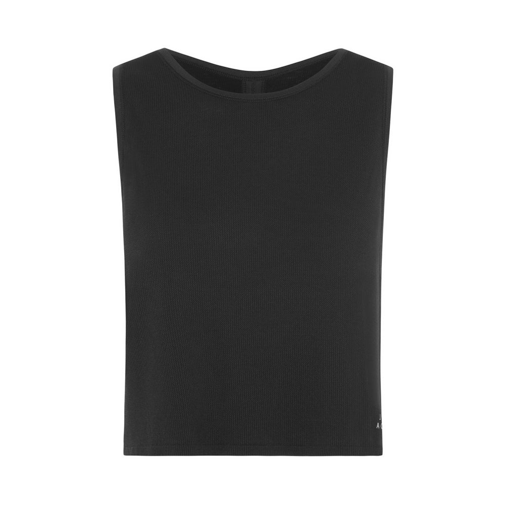 Black sleeveless tank top by sustainable women activewear brand, Jilla
